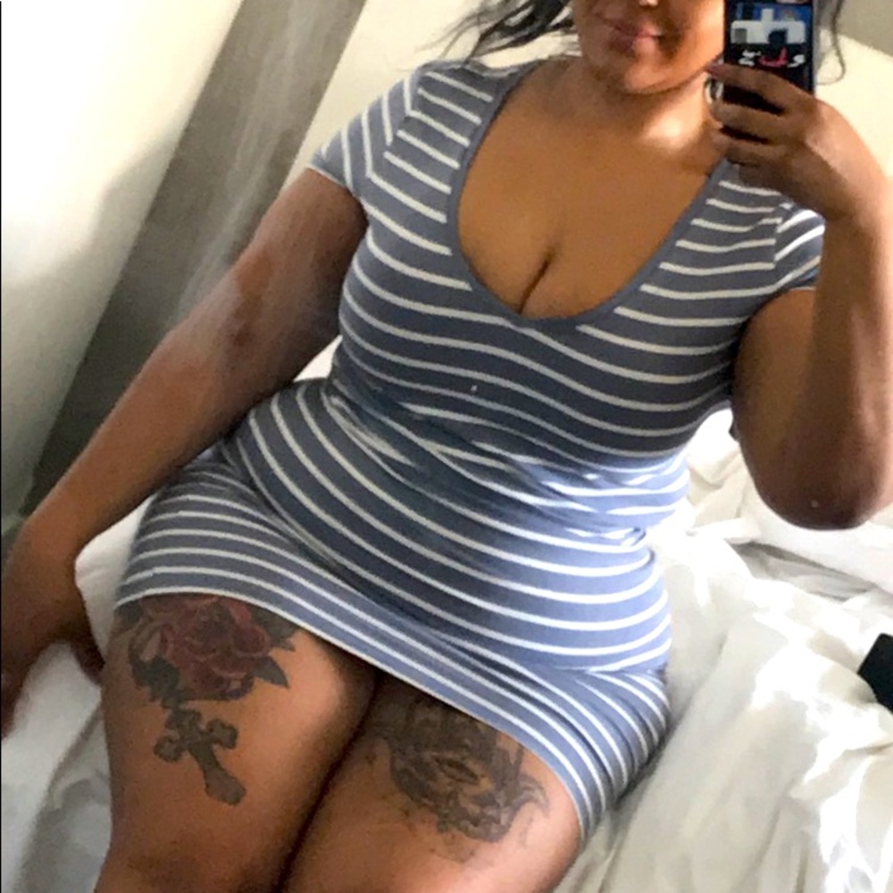 H & M Basic T Shirt Dress Size M Blue and White Strips